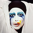 Lady Gaga applaudit et Katy Perry rugit