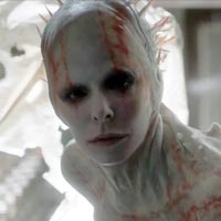 Mylène Farmer monstrueuse et romantique dans son nouveau clip City Of Love