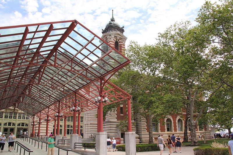 ellis_island.jpg